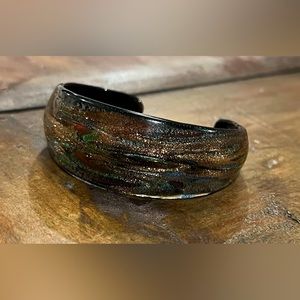 Beautiful Glass bracelet multi color (bronze, gold, green)